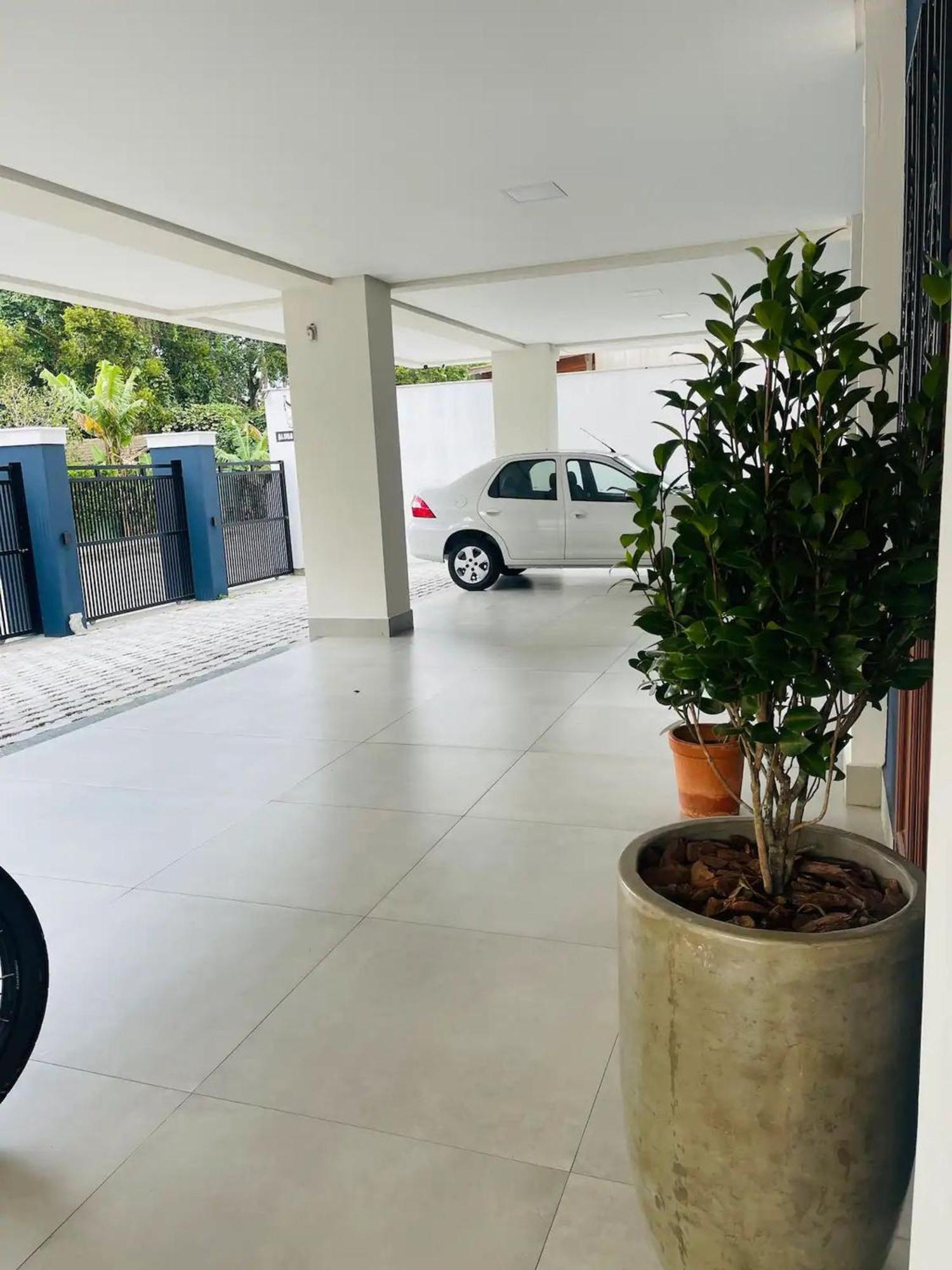 Residencial Vila Das Canoas บอมบินญัส ภายนอก รูปภาพ